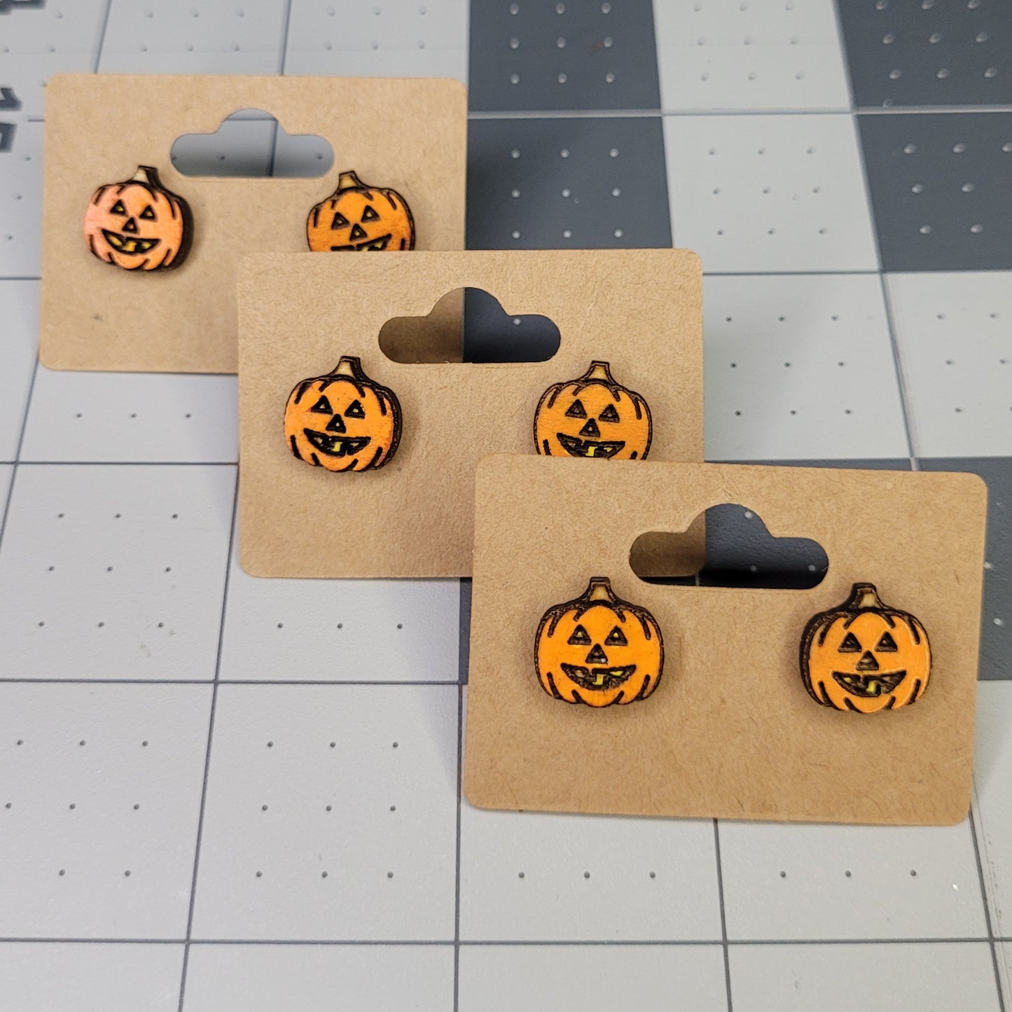 Jack-o-lantern Earrings- 0.6in